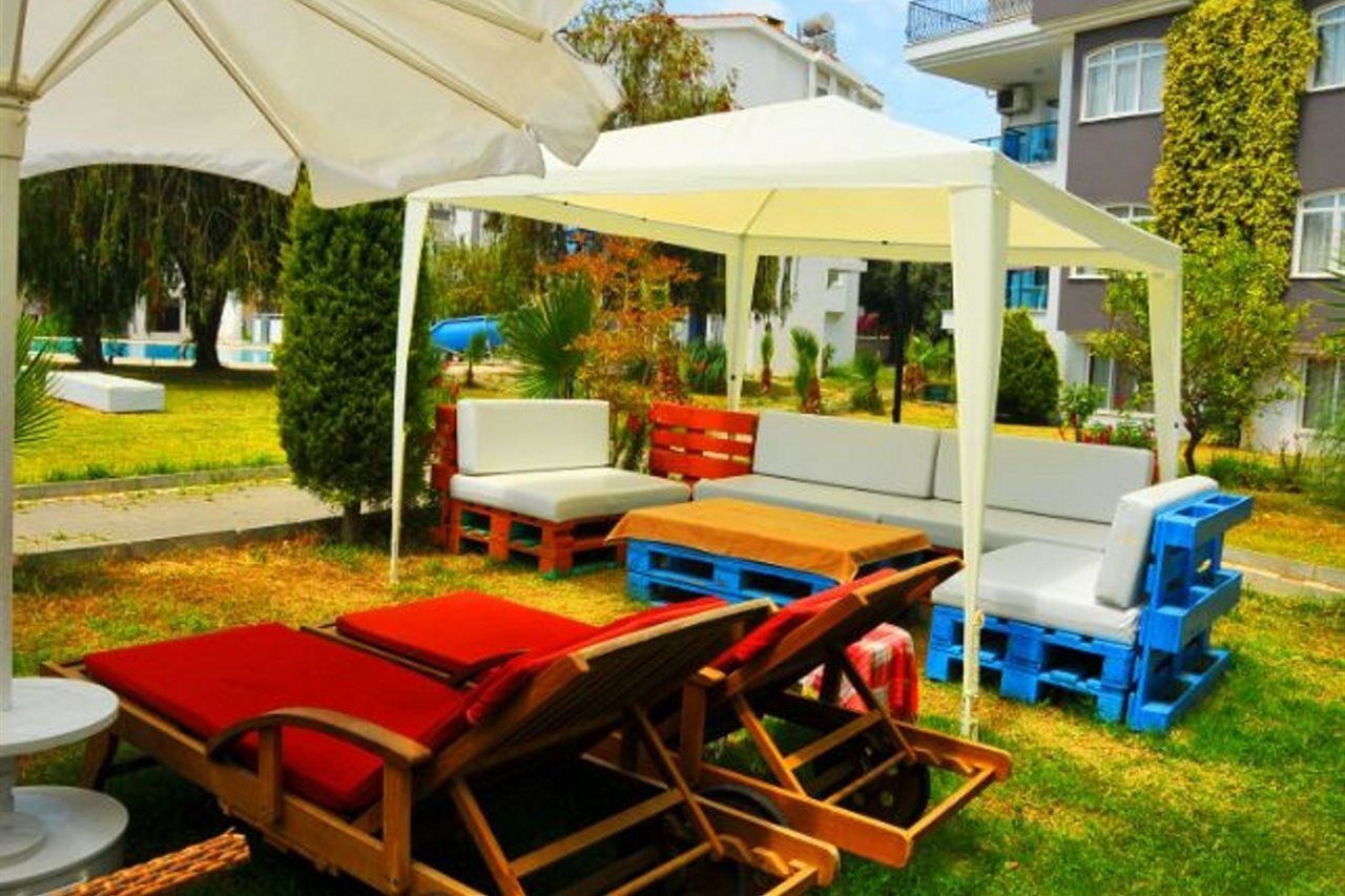 Side Suite Hotel Bagian luar foto
